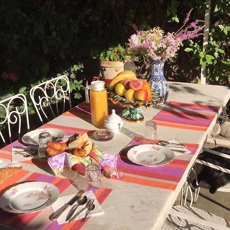 Chez Les Artistes Otel Servian Dış mekan fotoğraf