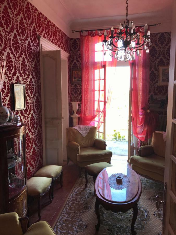 Chez Les Artistes Otel Servian Dış mekan fotoğraf