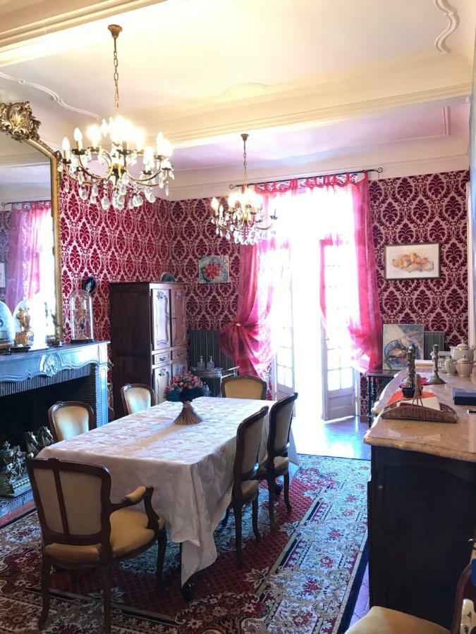 Chez Les Artistes Otel Servian Dış mekan fotoğraf