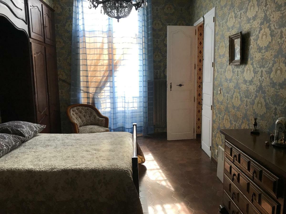 Chez Les Artistes Otel Servian Dış mekan fotoğraf