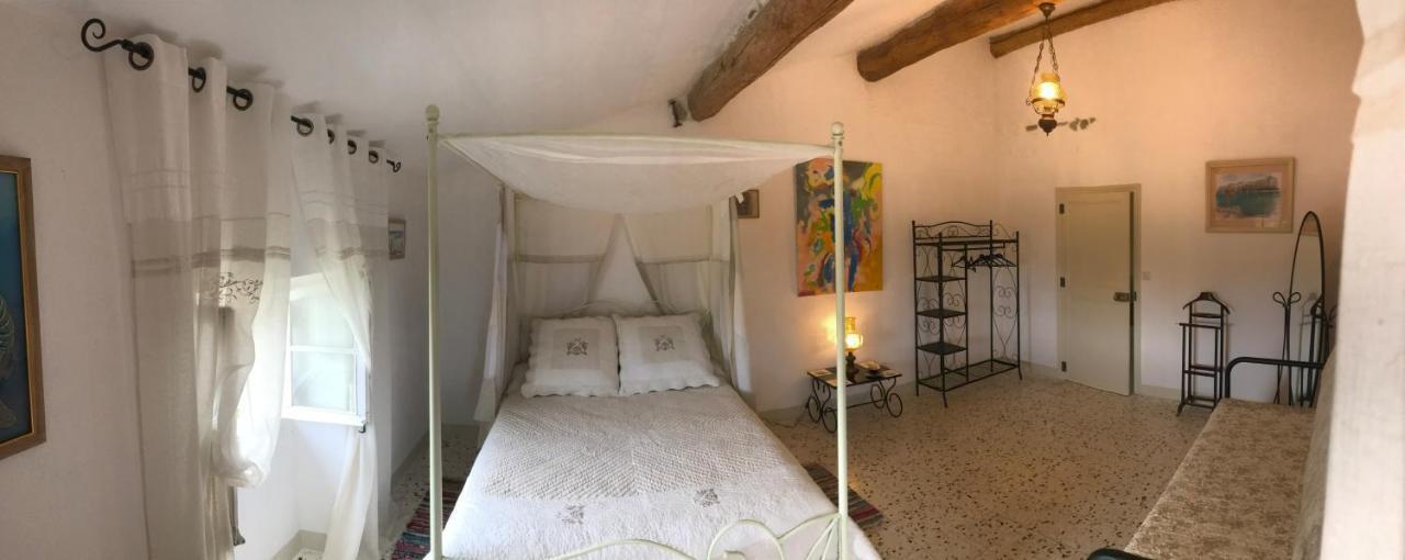 Chez Les Artistes Otel Servian Dış mekan fotoğraf